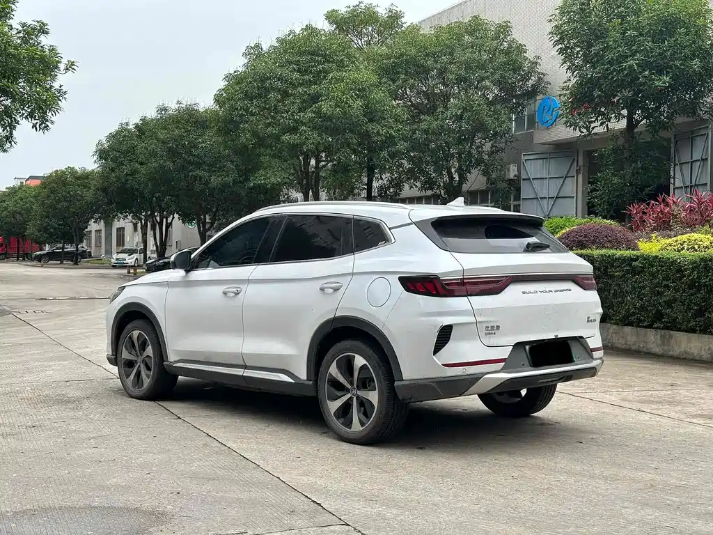 BYD Song Plus PLUS 2021 DM-i 110KM Flagship