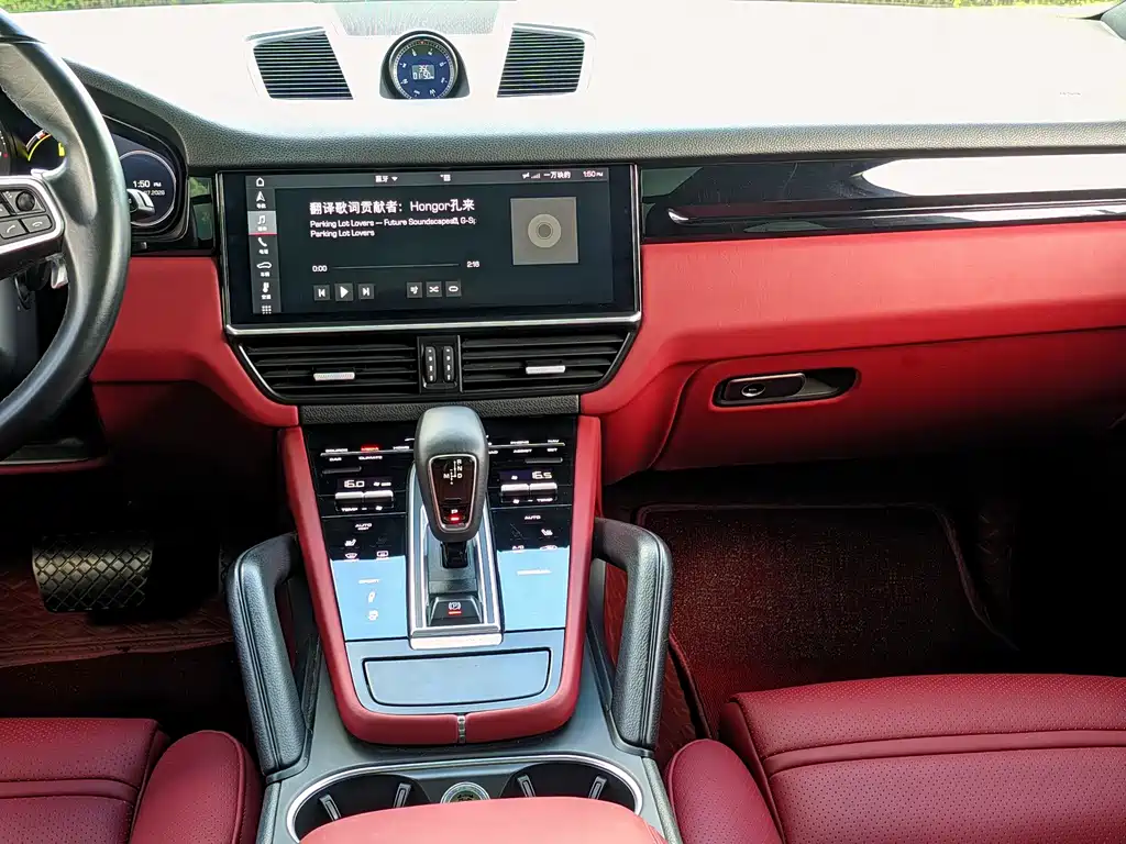 Porsche Cayenne — миниатюра 12