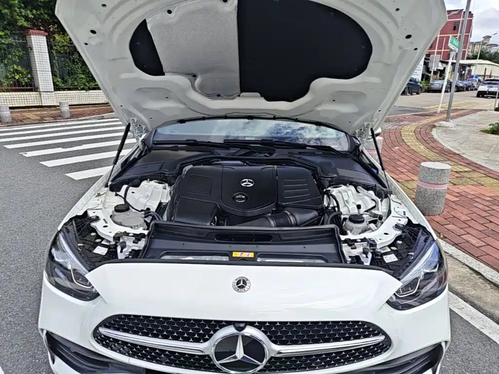 Mercedes-Benz C-Class — миниатюра 20