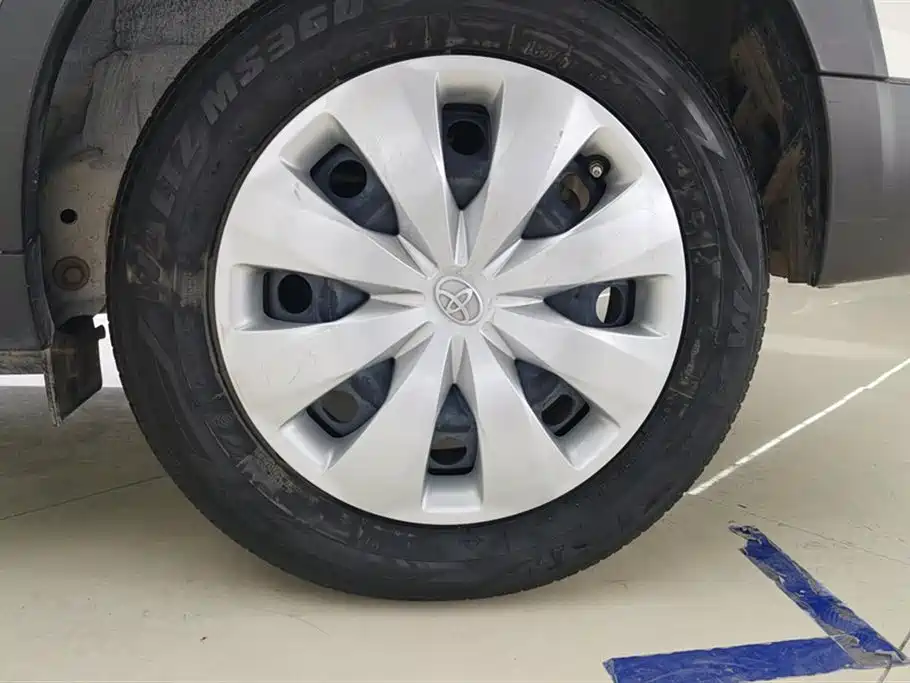 TOYOTA YARIS L ZHIXUAN