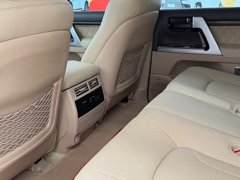 Toyota Land Cruiser 2015 4.0L V6