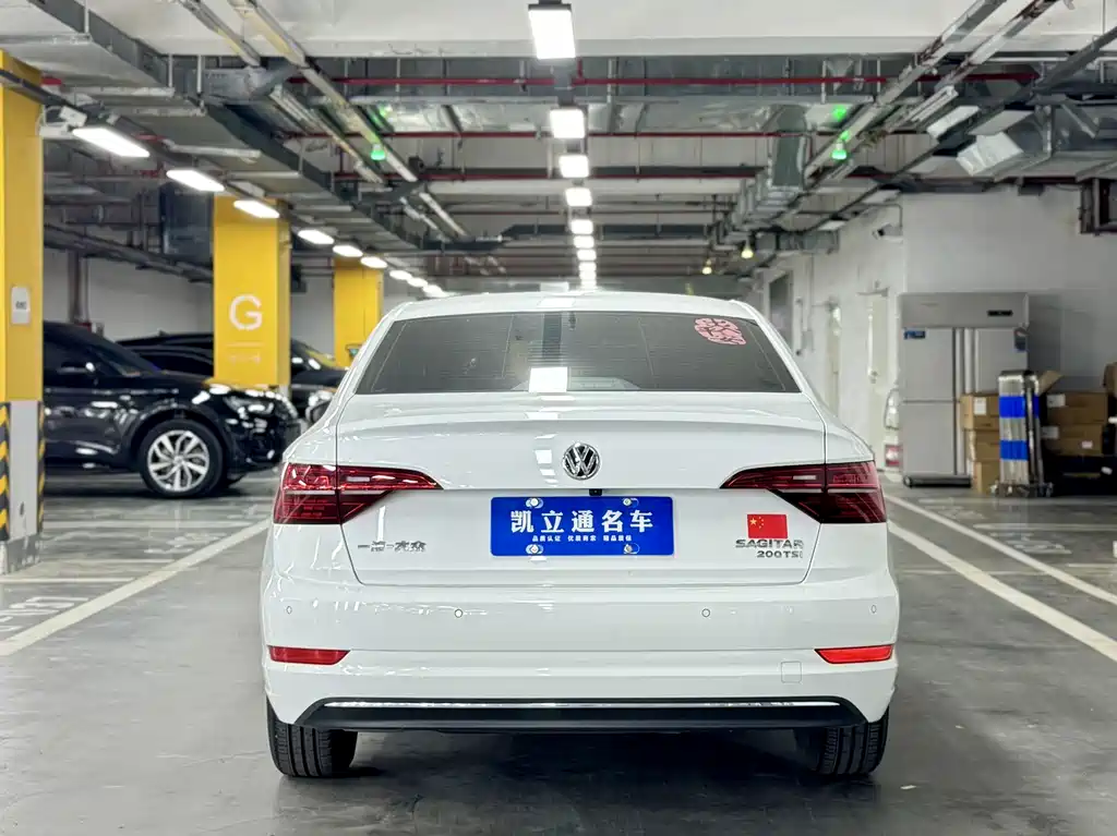 Volkswagen Sagitar — миниатюра 4