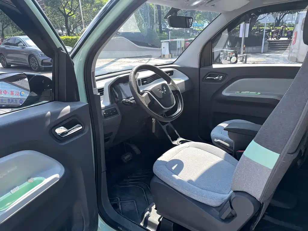 Wuling MINIEV — миниатюра 16