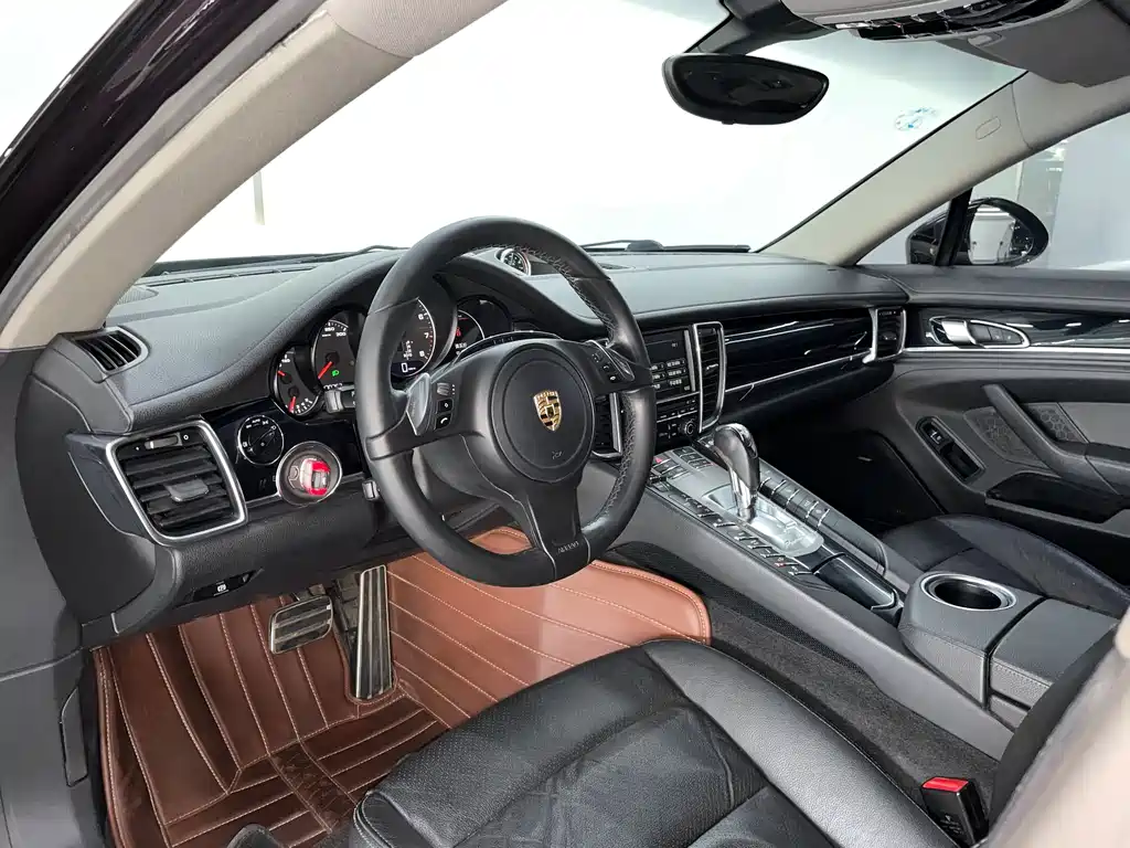 Porsche Panamera 2013 Panamera Platinum Edition 3.6L