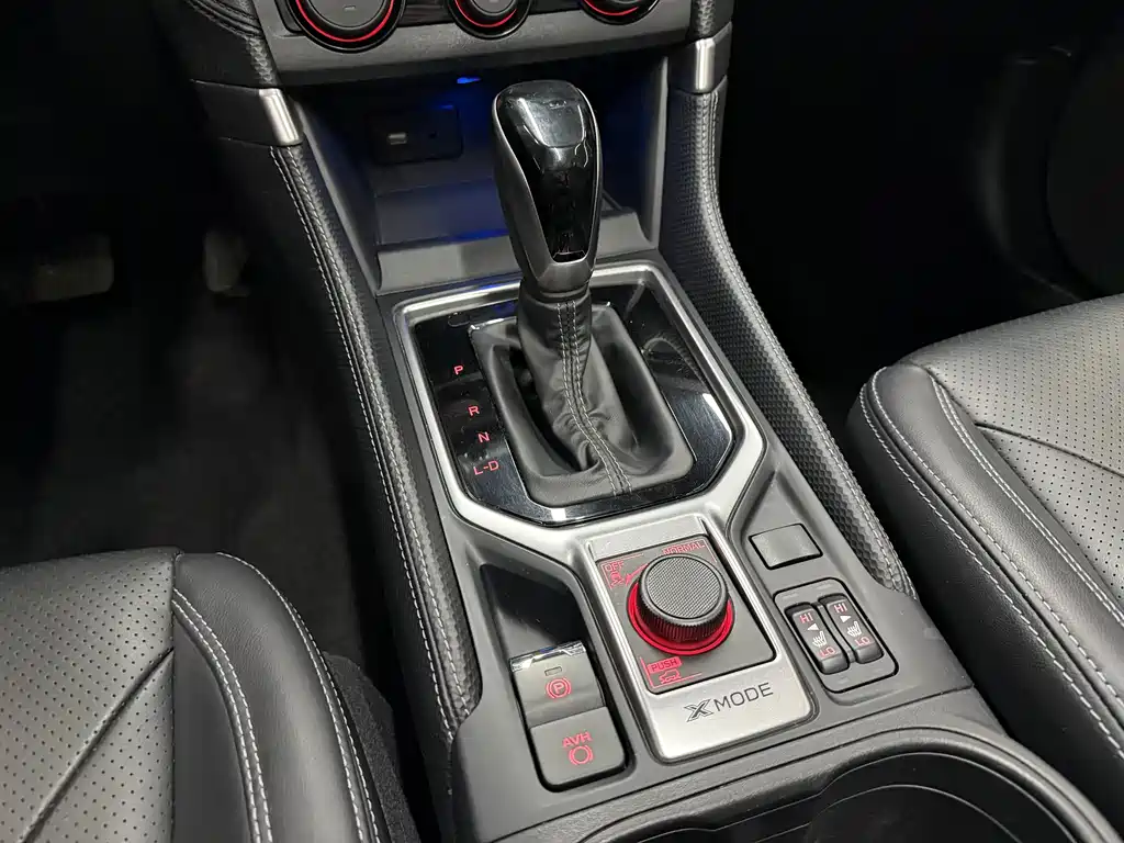 Subaru Forester 2.0i Luxury Edition EyeSight, фото 13