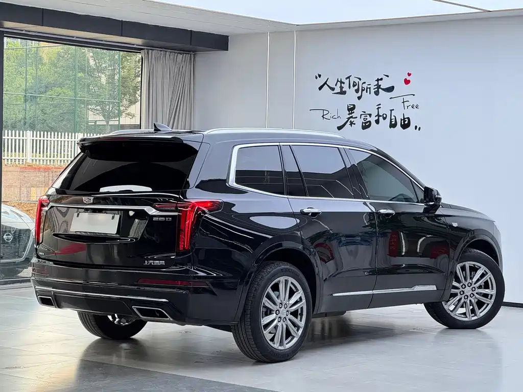 Cadillac XT6 — миниатюра 3