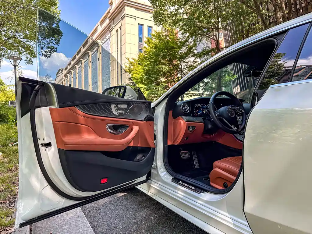 Mercedes-Benz CLS — миниатюра 13