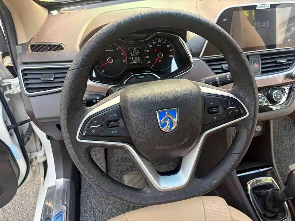 Baojun 310W — миниатюра 15
