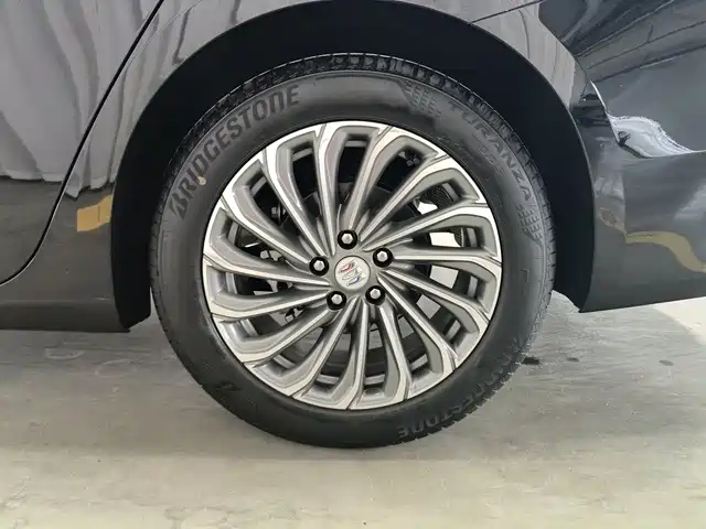 Buick LaCrosse — миниатюра 11