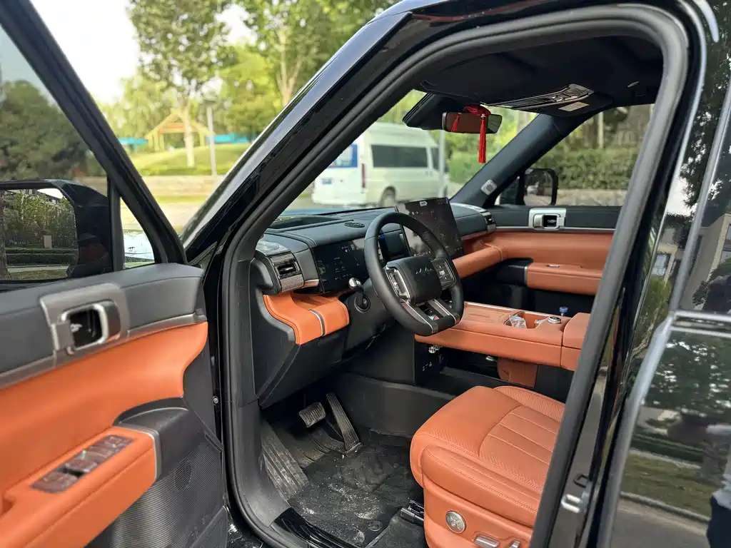 Fangchengbao Leopard 7 7 2025 190KM Ultra