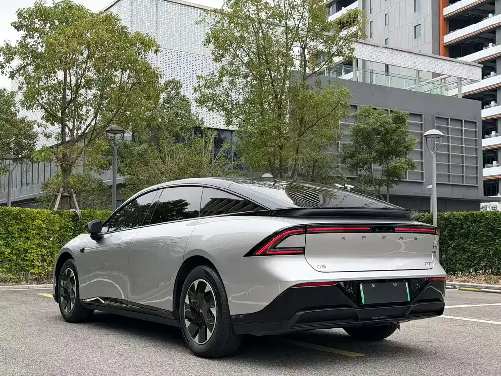 XPeng P7+ — миниатюра 7