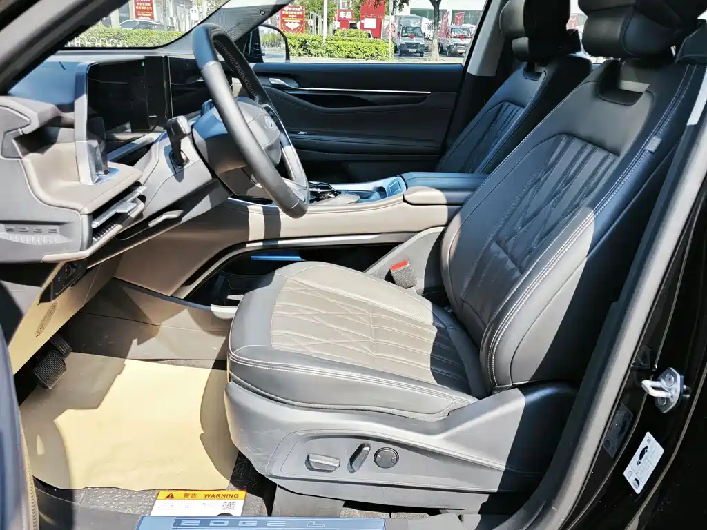Ford Edge — миниатюра 5