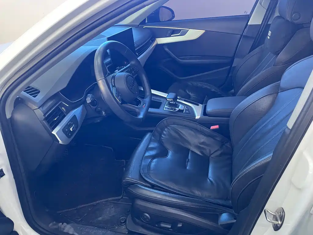 Audi A4L — миниатюра 15