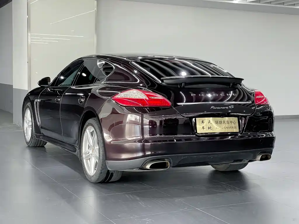 Porsche Panamera 2013 Panamera Platinum Edition 3.6L