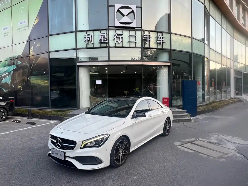 MERCEDES-BENZ CLA