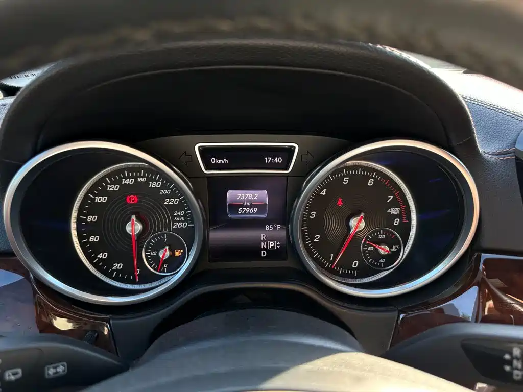 Mercedes-Benz GLS — миниатюра 12