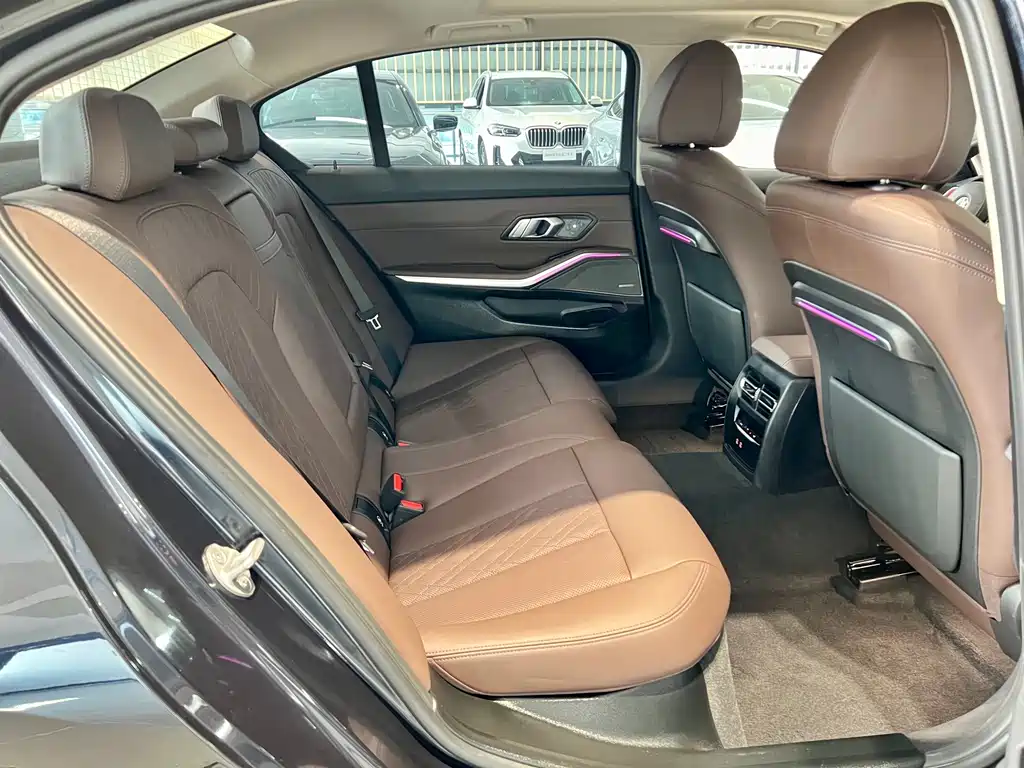 BMW 3 Series — миниатюра 18