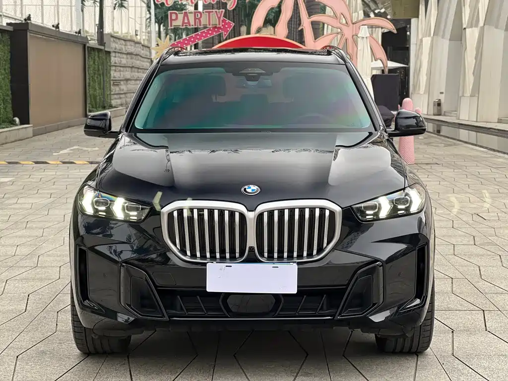 BMW X5 2025 xDrive 30Li Premium M Sport