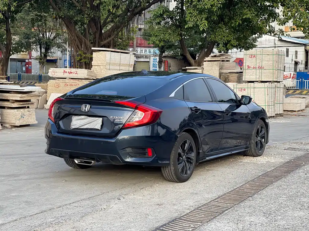 Honda Civic 2019 220TURBO CVT VI
