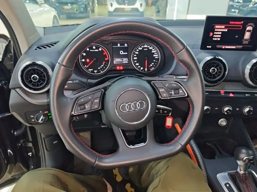 Audi Q2L — миниатюра 11