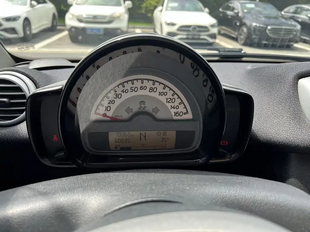 smart Smart Fortwo — миниатюра 8
