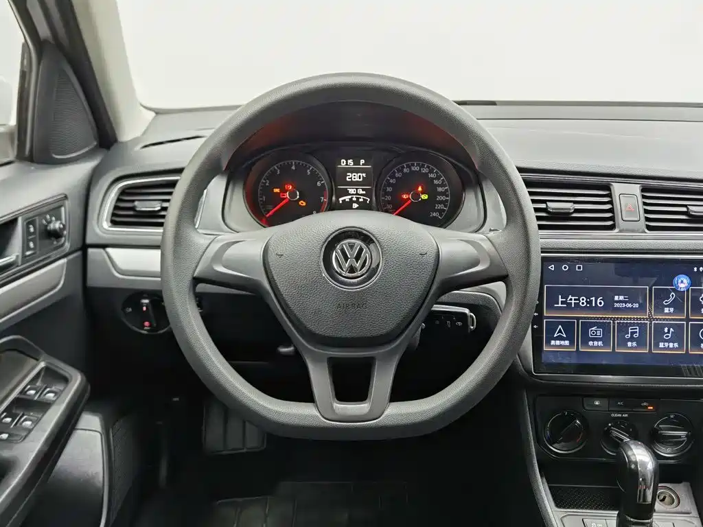 Volkswagen Gran Lavida — миниатюра 11