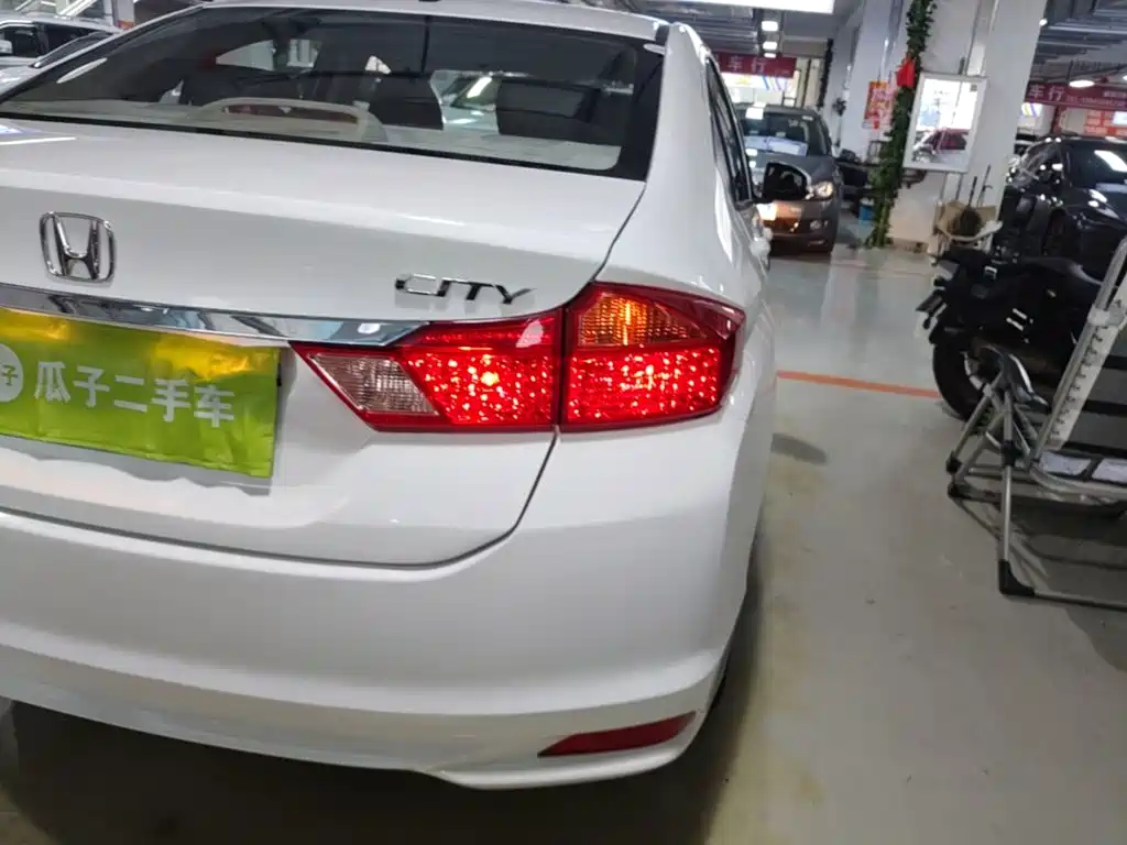 Honda City — миниатюра 8