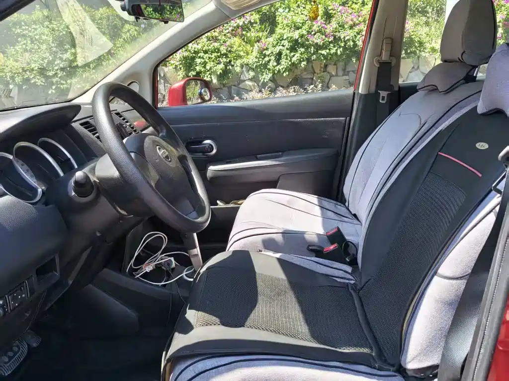 Nissan Tiida — миниатюра 11