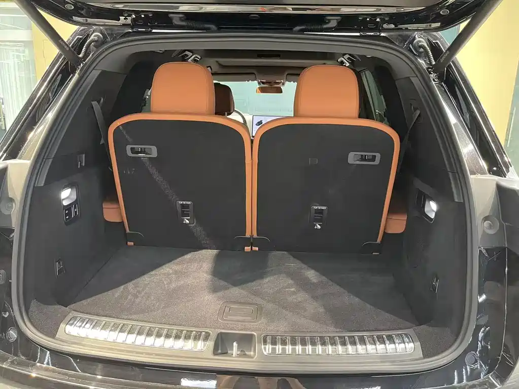 Li Auto Li L8 — миниатюра 6