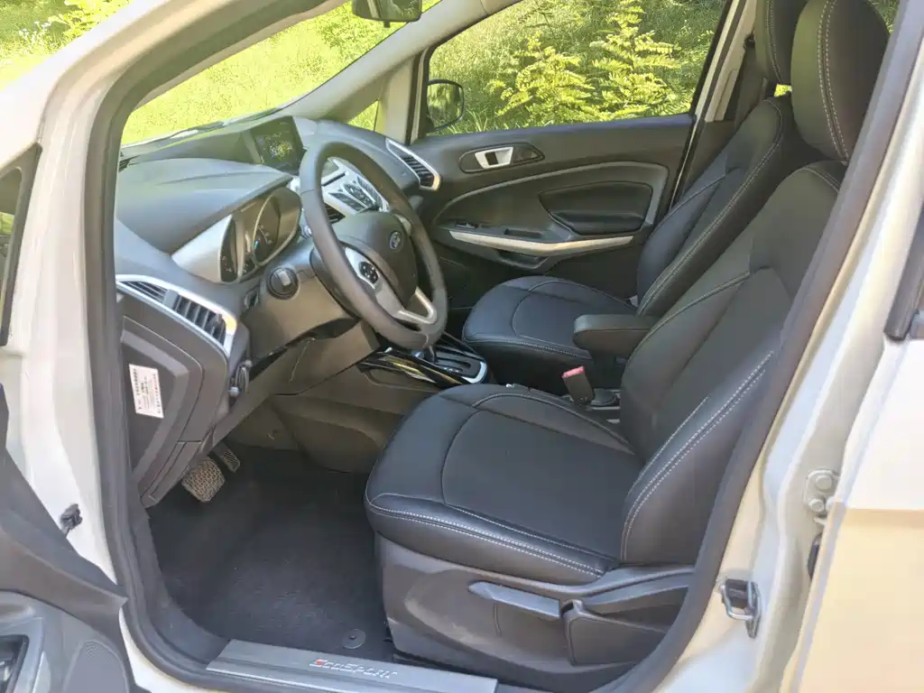 Ford Ecosport — миниатюра 10