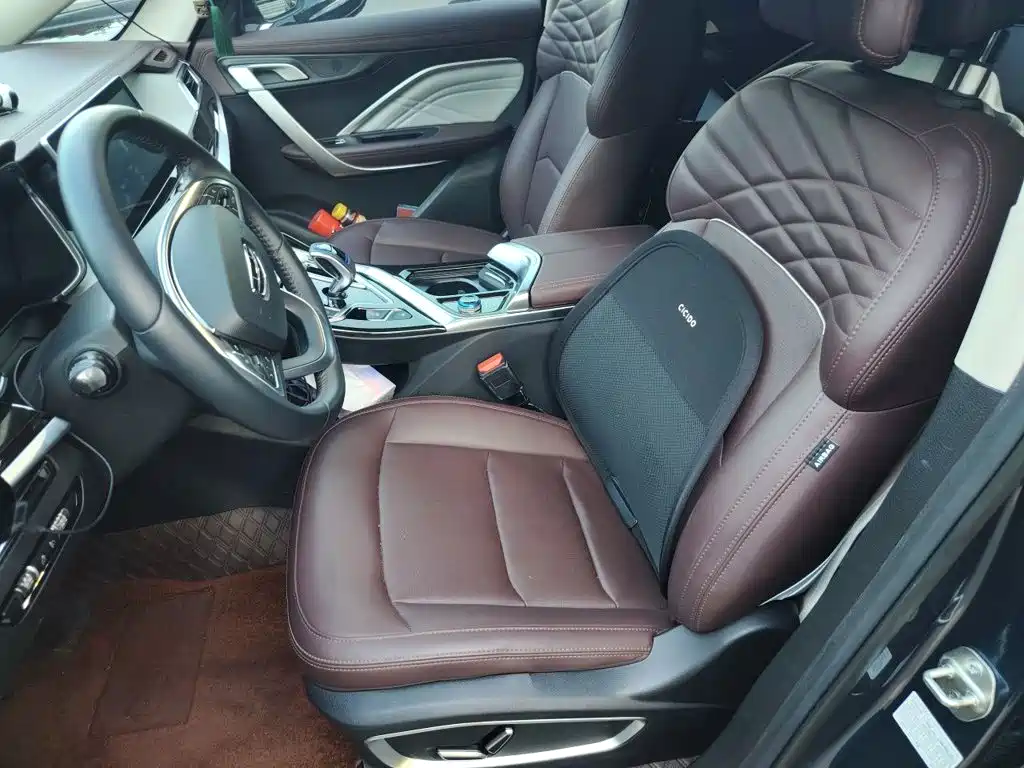 Geely Jia Ji New Energy — миниатюра 16