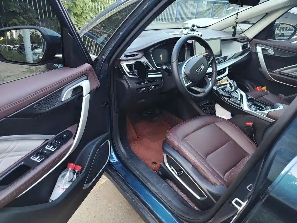 Geely Jia Ji New Energy — миниатюра 17