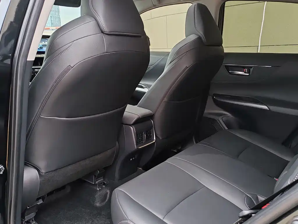 Toyota Venza — миниатюра 6