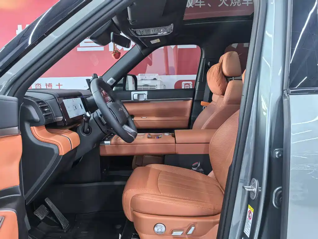 Fangchengbao Leopard 7 7 2025 190KM Max