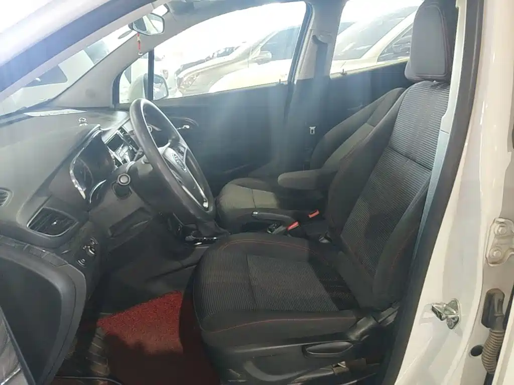 Buick Encore — миниатюра 15
