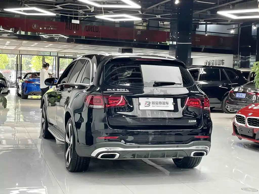 Mercedes-Benz GLC — миниатюра 10