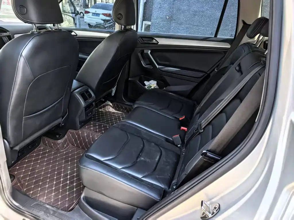 Volkswagen Tiguan L — миниатюра 8