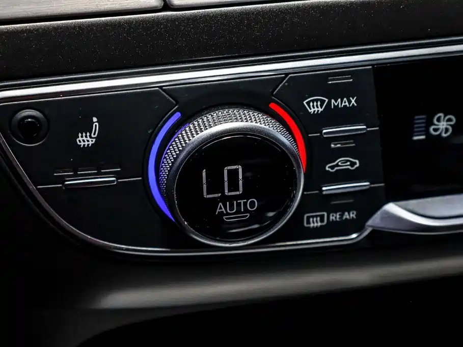 Audi Q5L — миниатюра 20