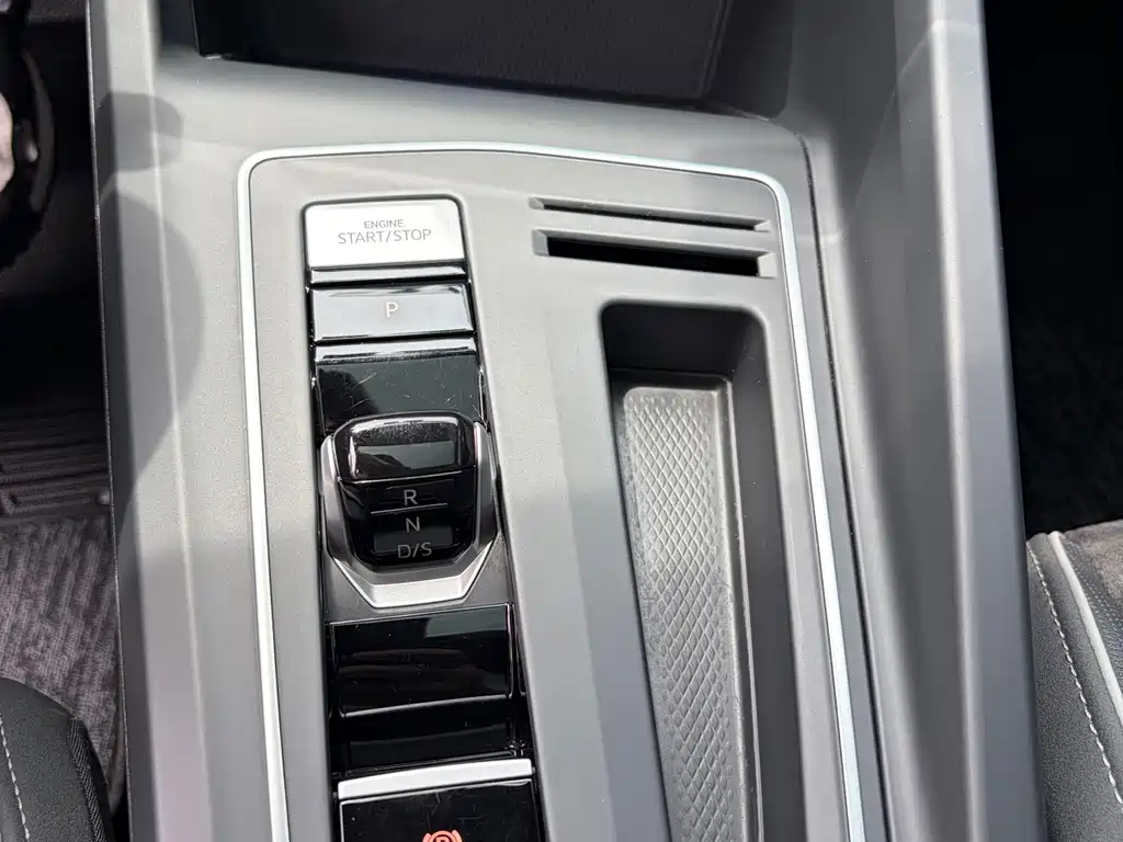 Volkswagen Golf — миниатюра 11