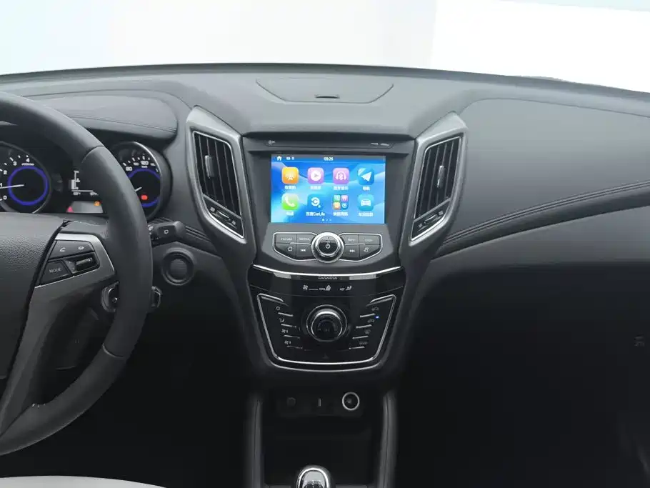 Changan CS35 — миниатюра 13