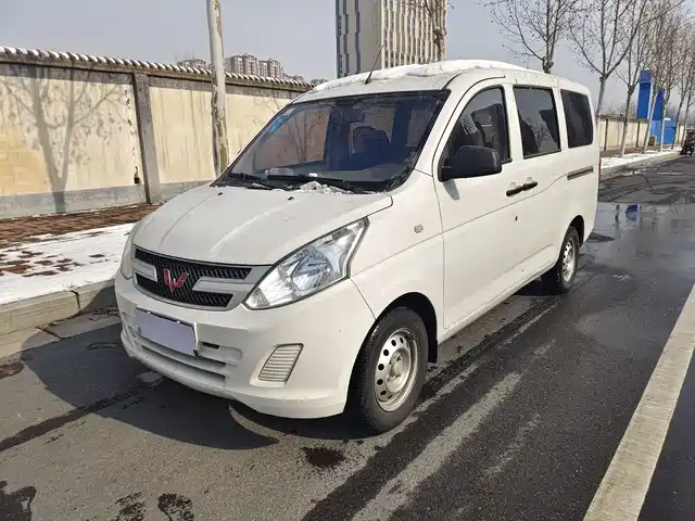 WULING WULING RONGGUANG V 2018
