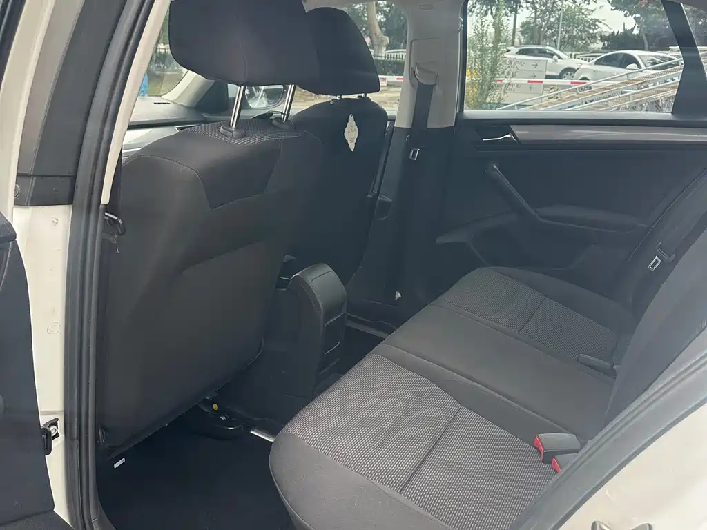 Volkswagen Bora 2019 1.5L AT Fashion VI