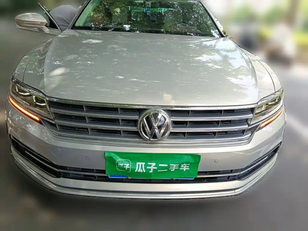 Volkswagen Phideon — миниатюра 3