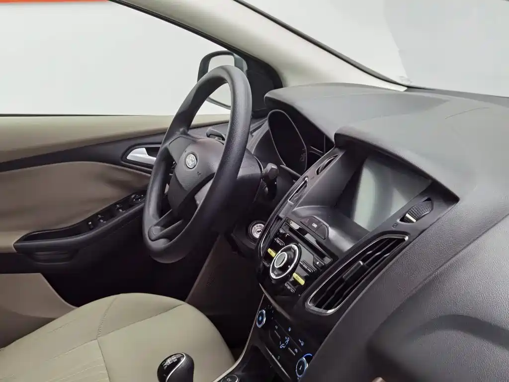 Ford Focus — миниатюра 22