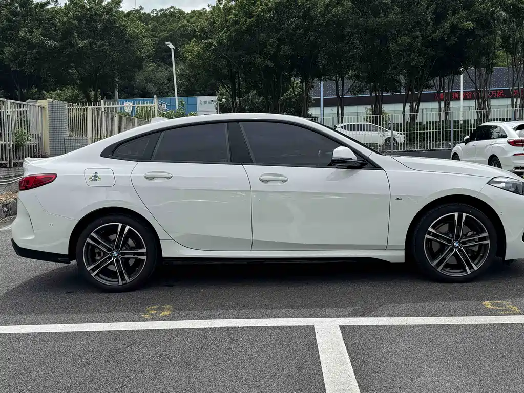 BMW 2 Series (Import) — миниатюра 7