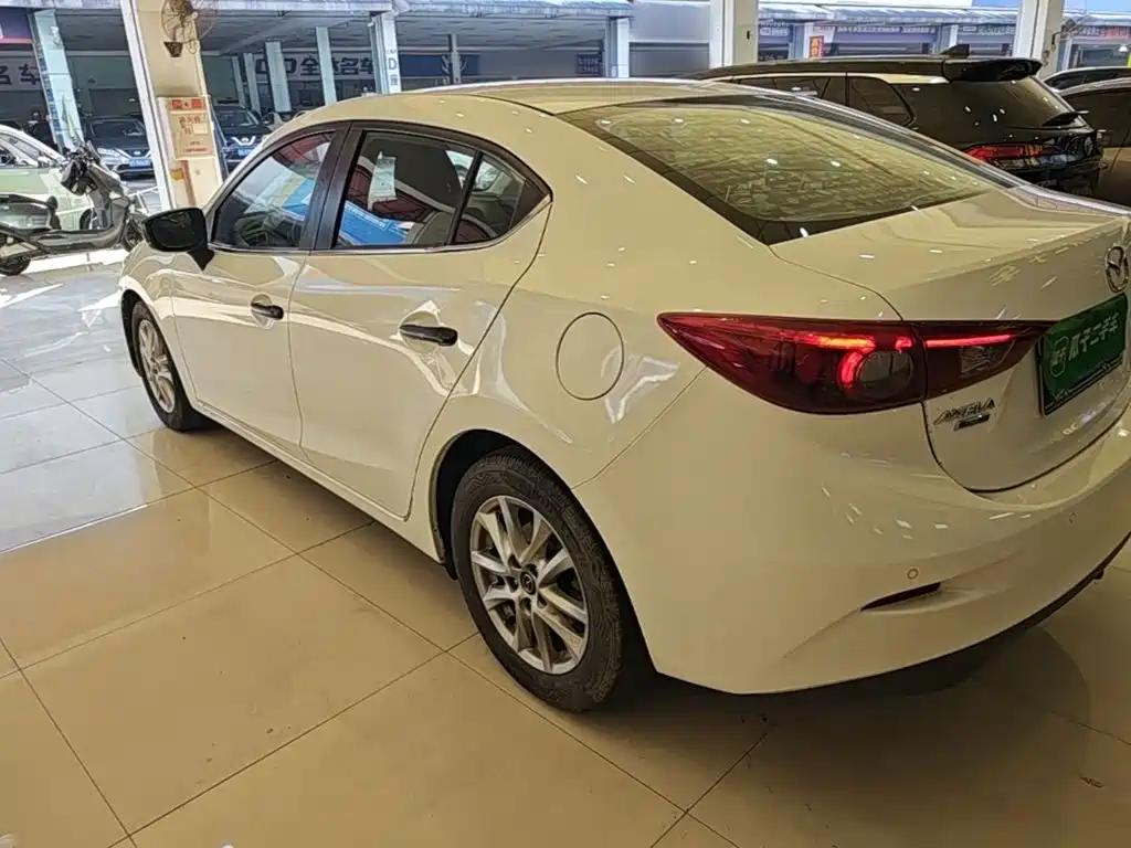 Mazda 3 Axela — миниатюра 5