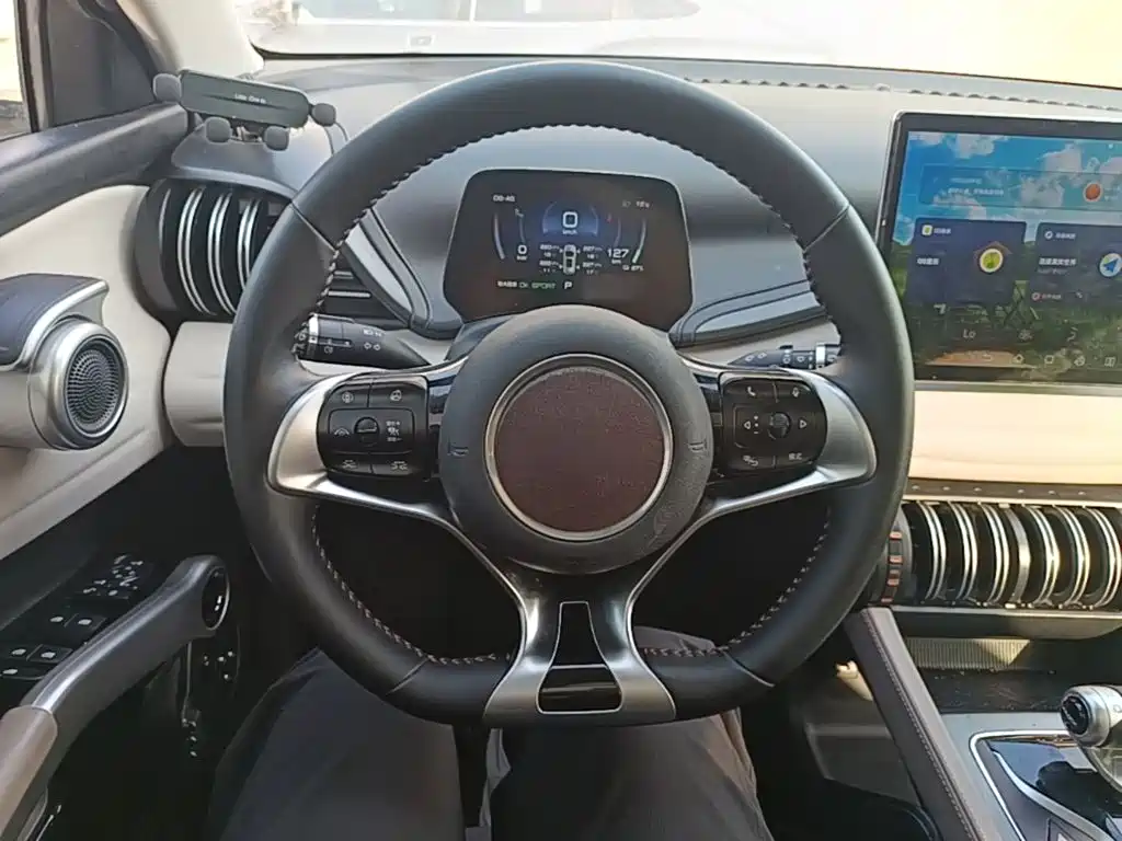 BYD Yuan Plus — миниатюра 11