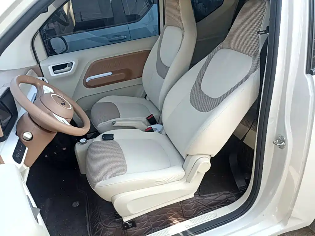 Wuling MINIEV — миниатюра 15
