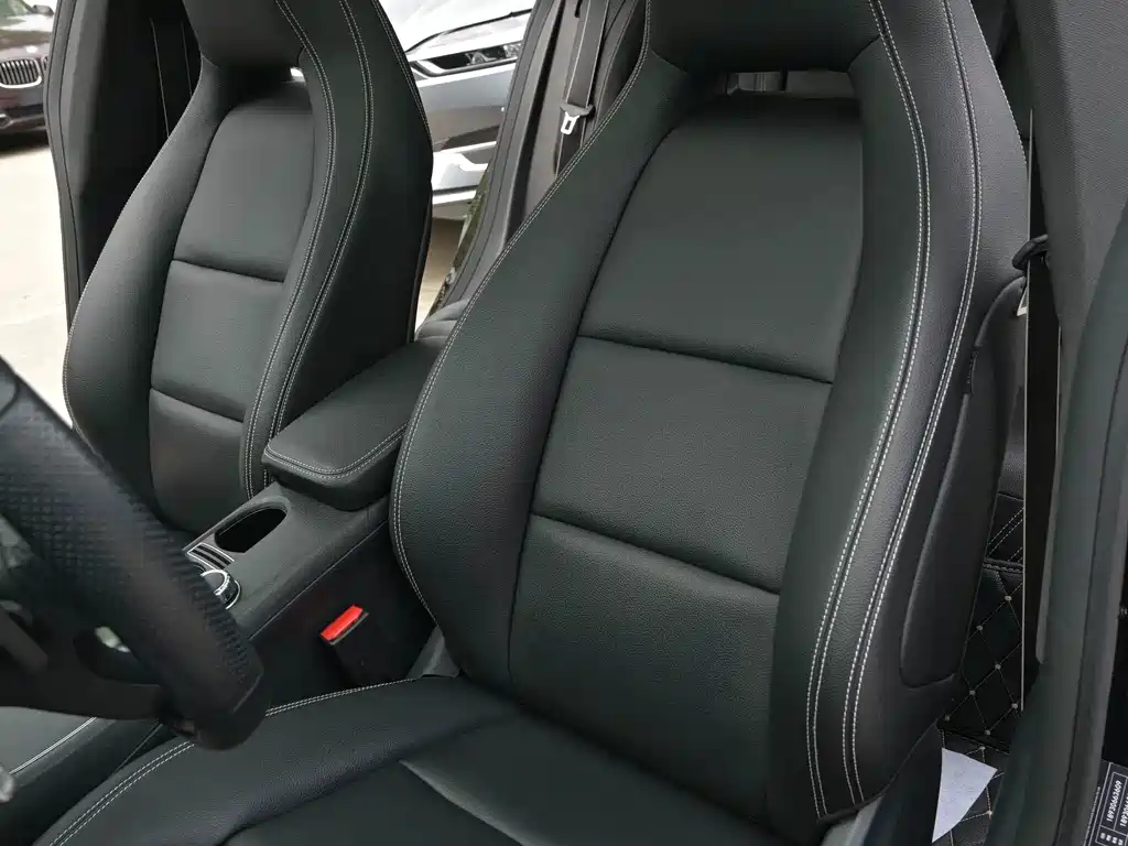 Mercedes-Benz CLA (Import) — миниатюра 18