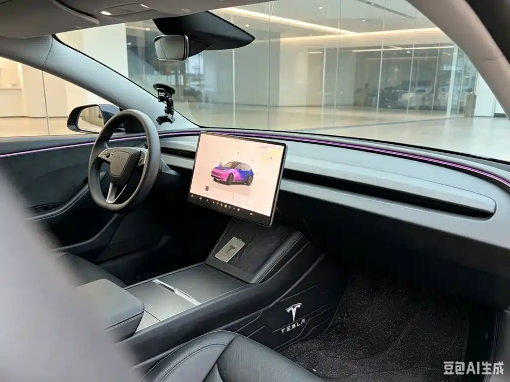 Tesla Model 3 — миниатюра 5